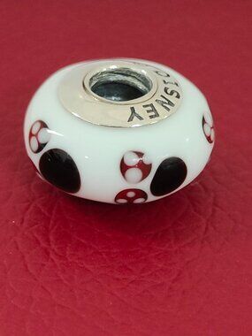 Pandora Classic Minnie Charm Red, Black and White Murano Glass Bead S925